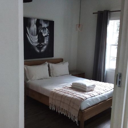 เอสเซนวู้ด เฮ้าส์ Hotel เดอร์บัน ภายนอก รูปภาพ